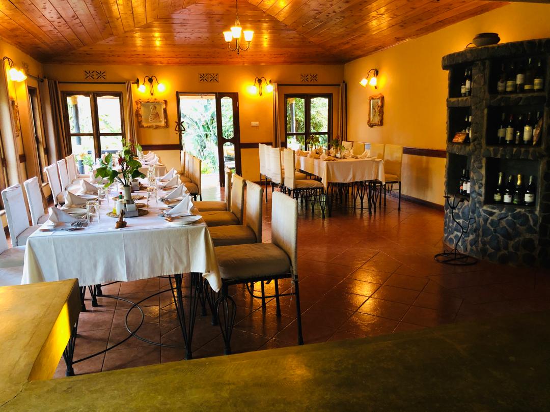 Kudu Lodge dining room