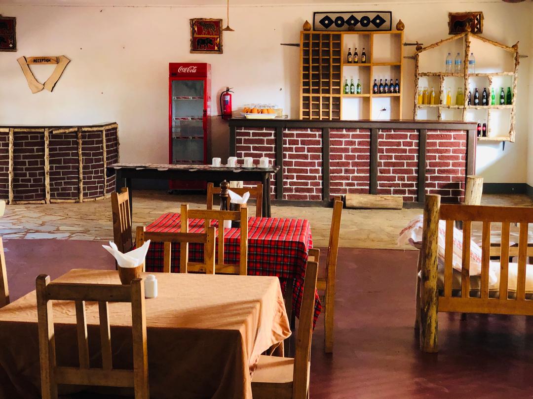 Restaurant & Bar Area